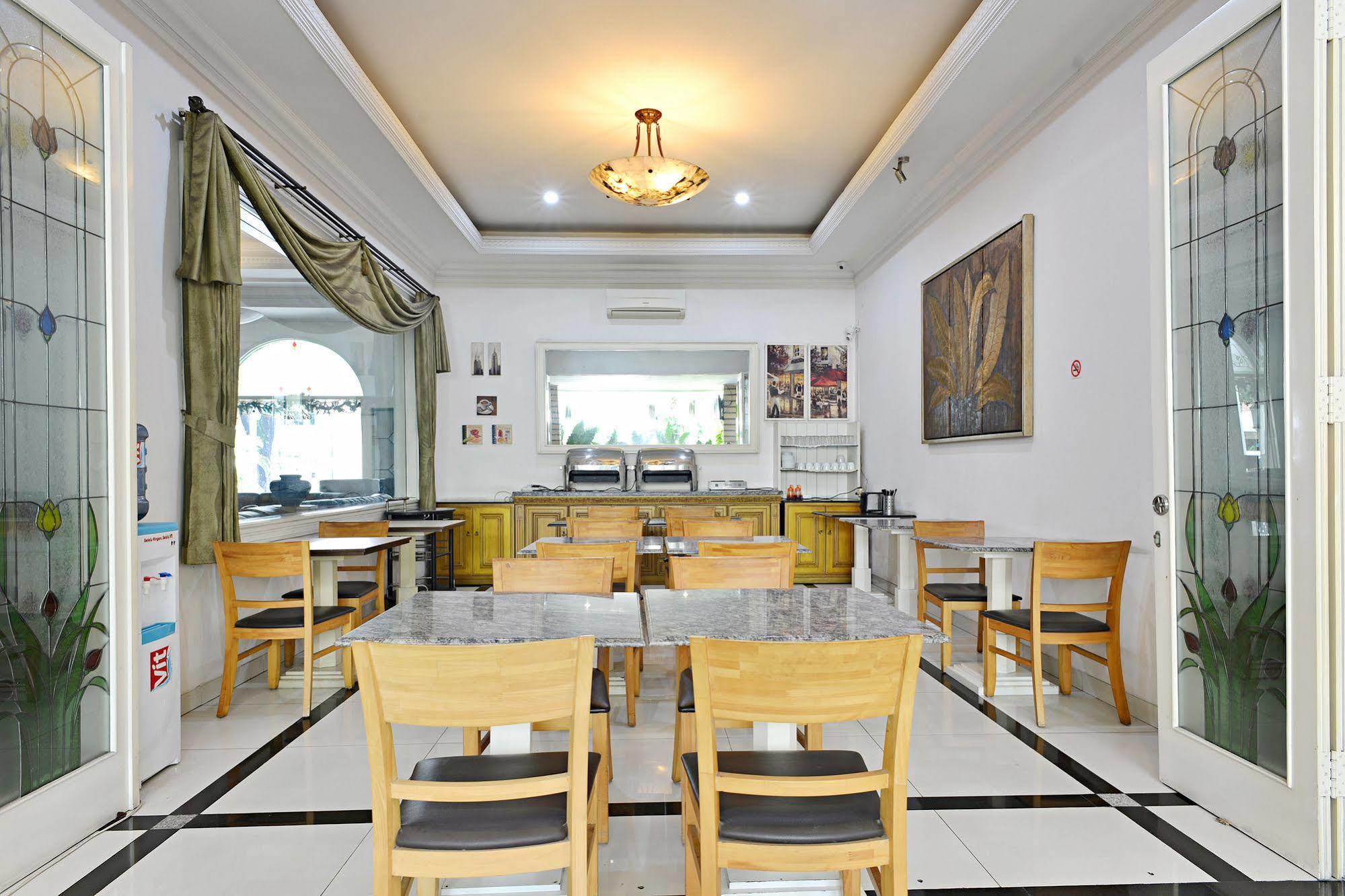 Zen Cihampelas Otten Taman liburan